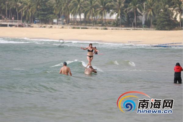 魔兽真三徐哲前期买什么装备游戏画面