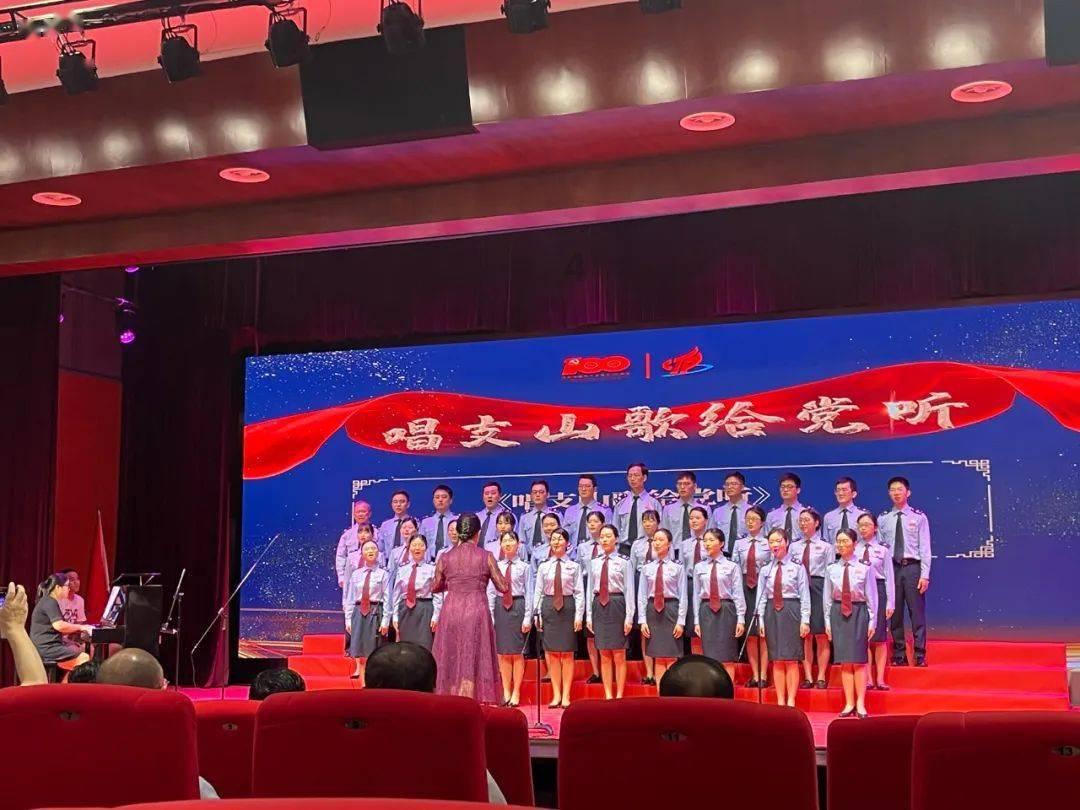 公务员也可能被辞退！快来看看哪些坑不能踩……